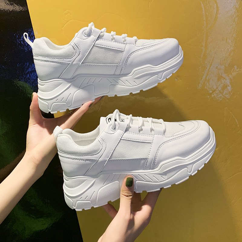 2022 spring new sports shoes female students female street shooting breathable women's shoes